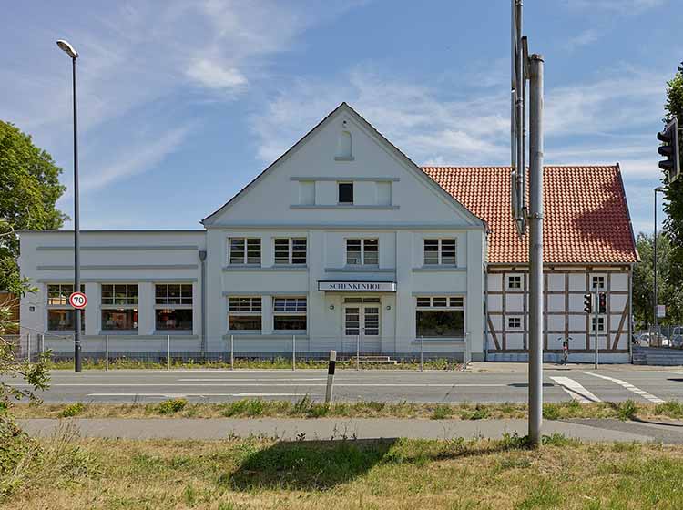 GJL+ Freie Architekten, Gaststätte Schenkenhof, Gütersloh, Foto: Klemens Ortmeyer